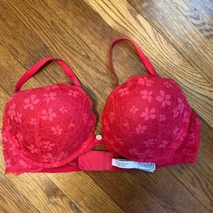 Victoria's Secret Pushup Bra 38C